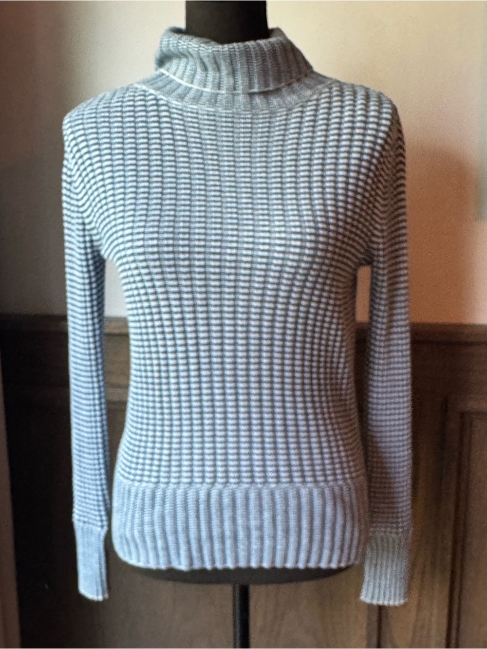 Calvin Klein green striped Ribbed Turtleneck Sweater small